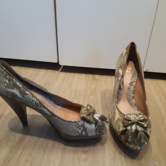 Brand New Snake Skin Heels - Picture 4 of 4